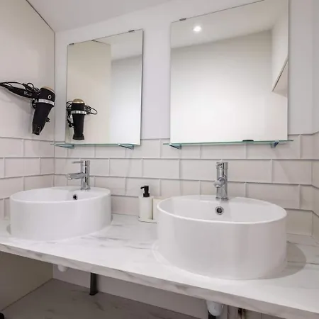 La Résidence - Louez L'un De Nos 4 Privés ! Appartement *